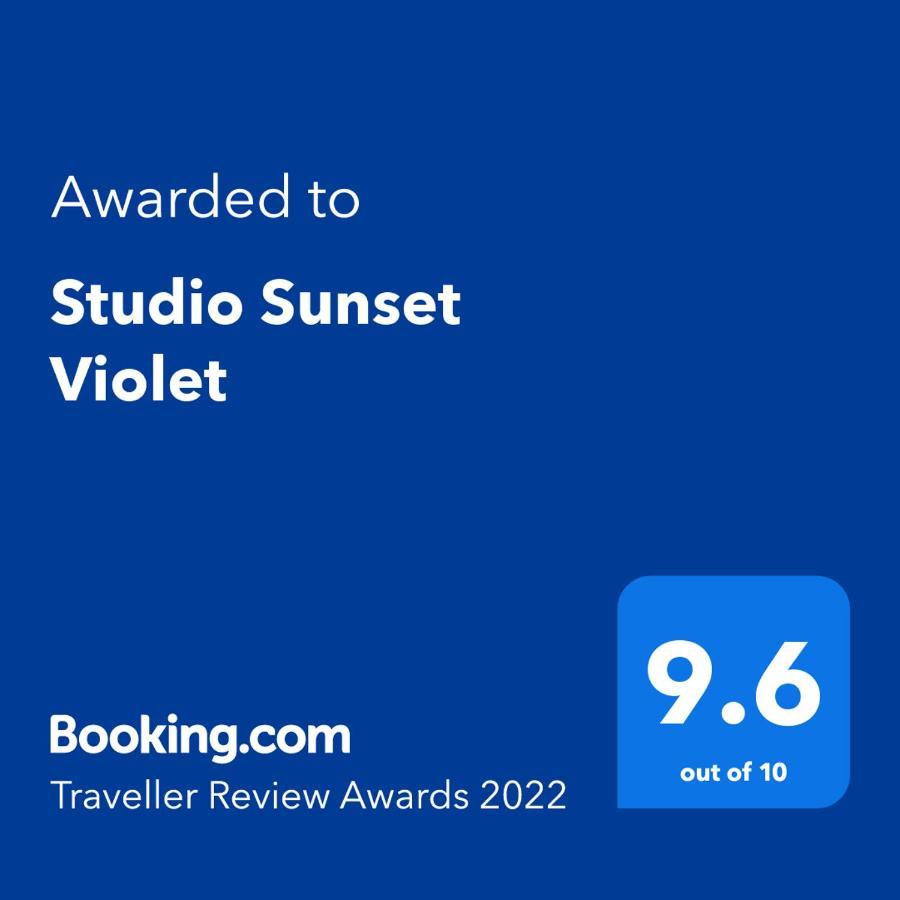 Studio Sunset Violet Mamaia Buitenkant foto