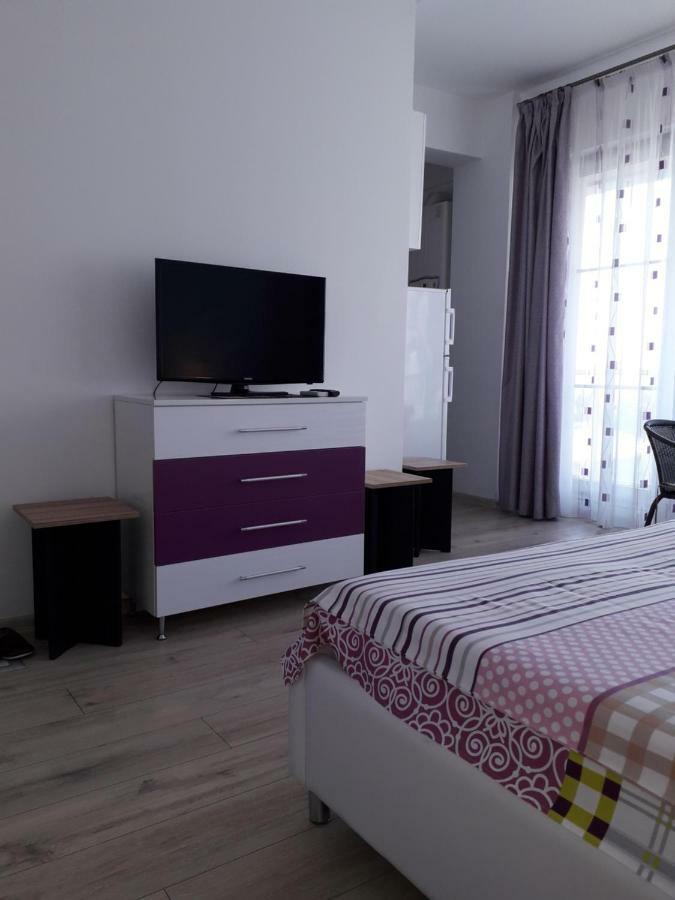 Studio Sunset Violet Mamaia Buitenkant foto